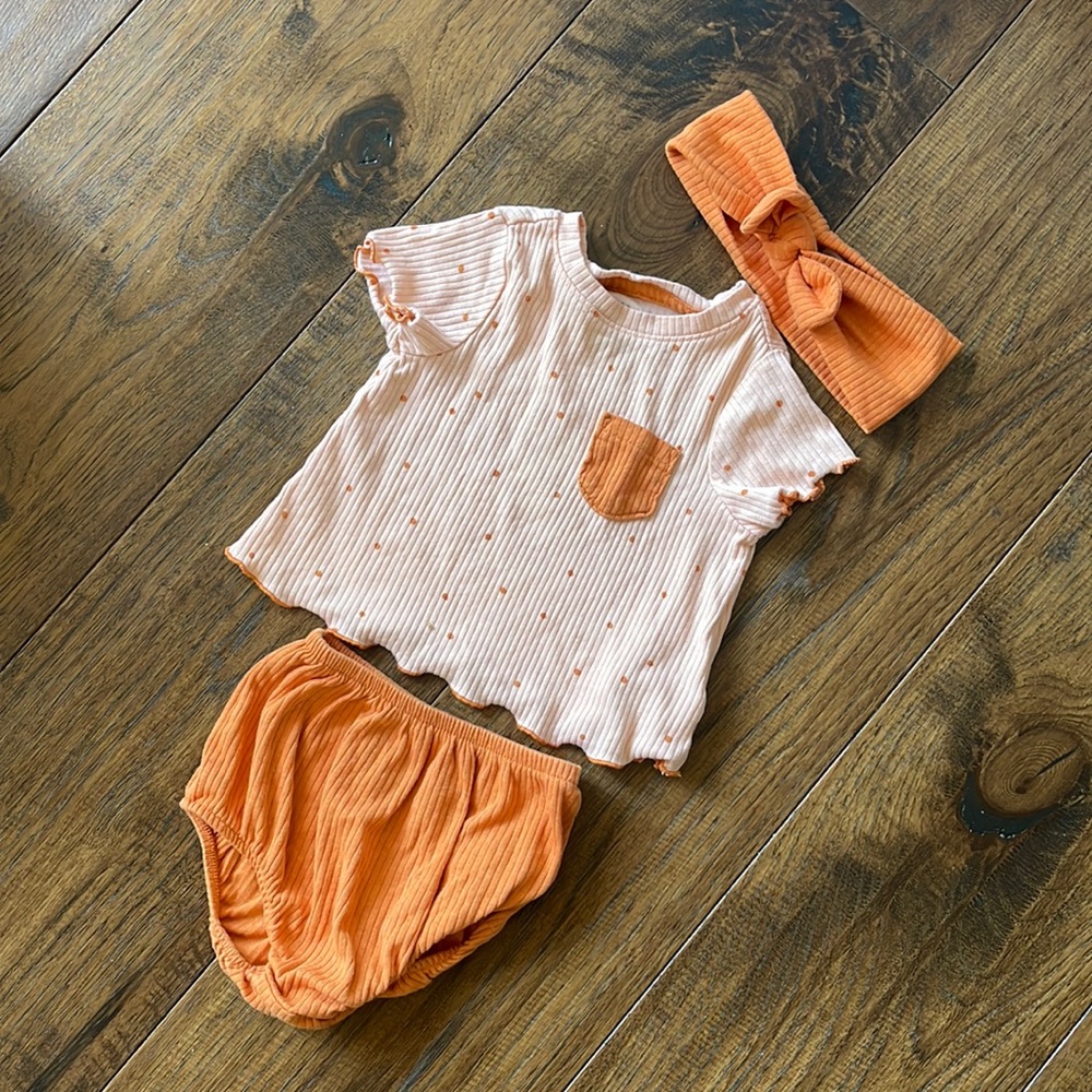 Orange 🍊Polka Dot Set size 6-9 months